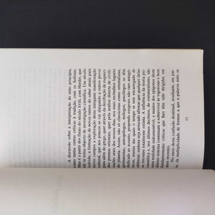 Mito e Mitologia - Walter Burkert