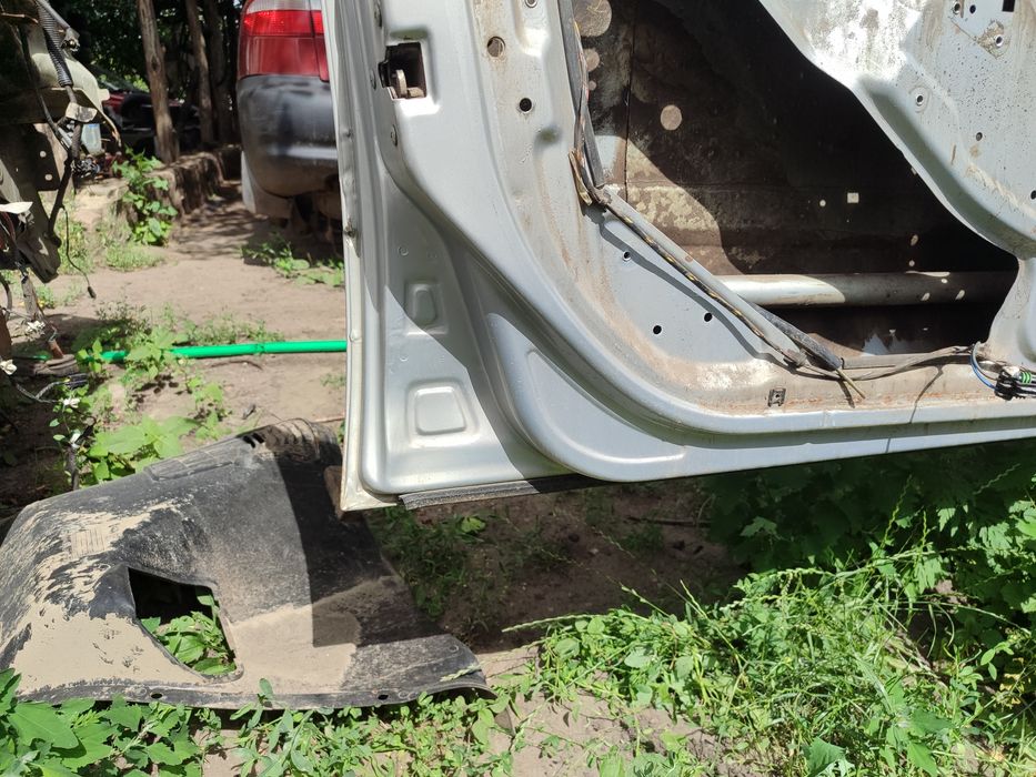 Дверь передняя левая калина гранта