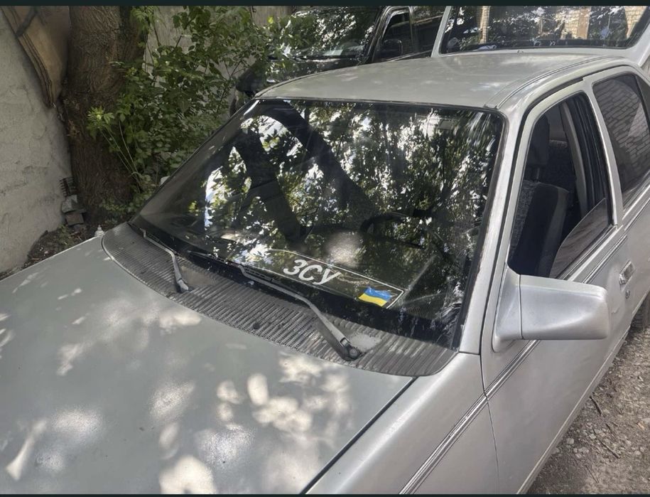 Opel kaddet e 1985