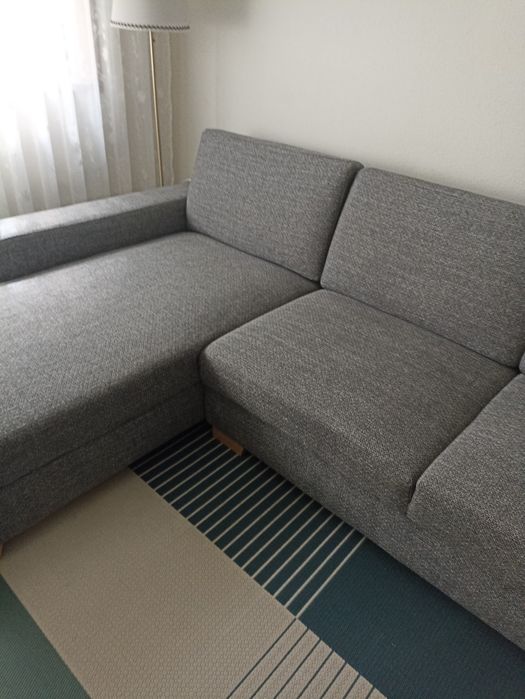 Vendo sofá IKEA como novo comprado em janeiro, o melhor dos melhores.