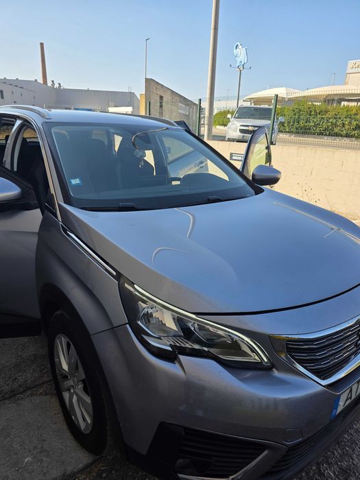 PEUGEOT 5008 de 7 lugares