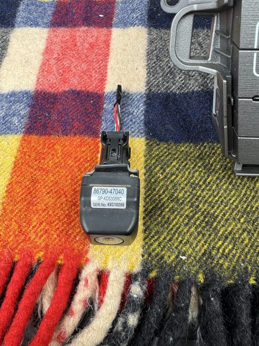 Штатная магнитола toyota prius 30 (+родная камера)