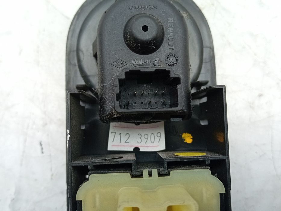 Comando / botão / interruptor vidros frente esquerdo RENAULT Clio IV (