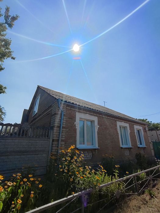 Продаємо добротний будинок Лелеківка