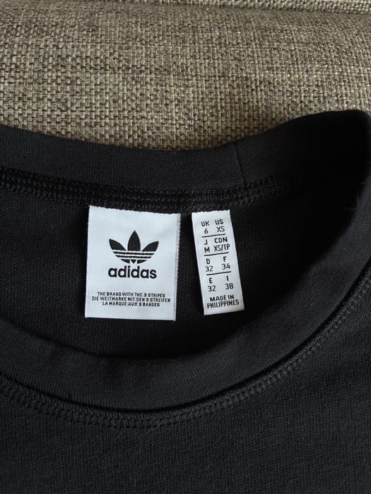 Футболка adidas, топ адидас, укороченная футболка adidas