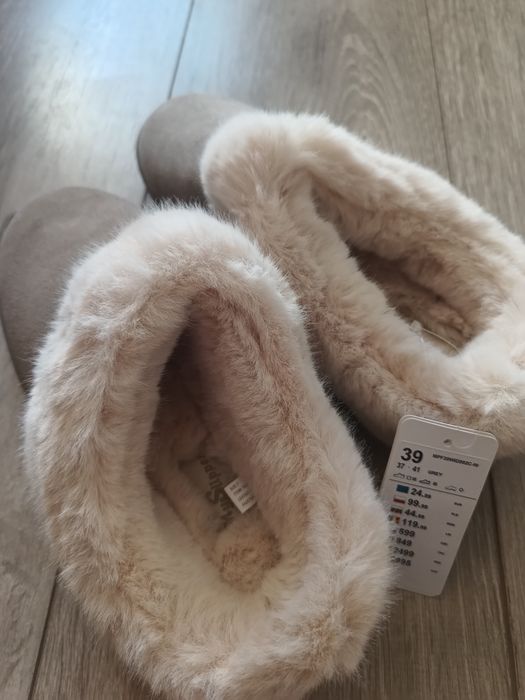 Тапочки уггі MySlippers 39р, натуральна замша. хутро всередині