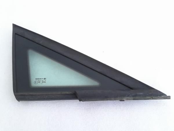 Vidro triangular frente direito SEAT Ibiza IV SportCoupe (6J1, 6P5)