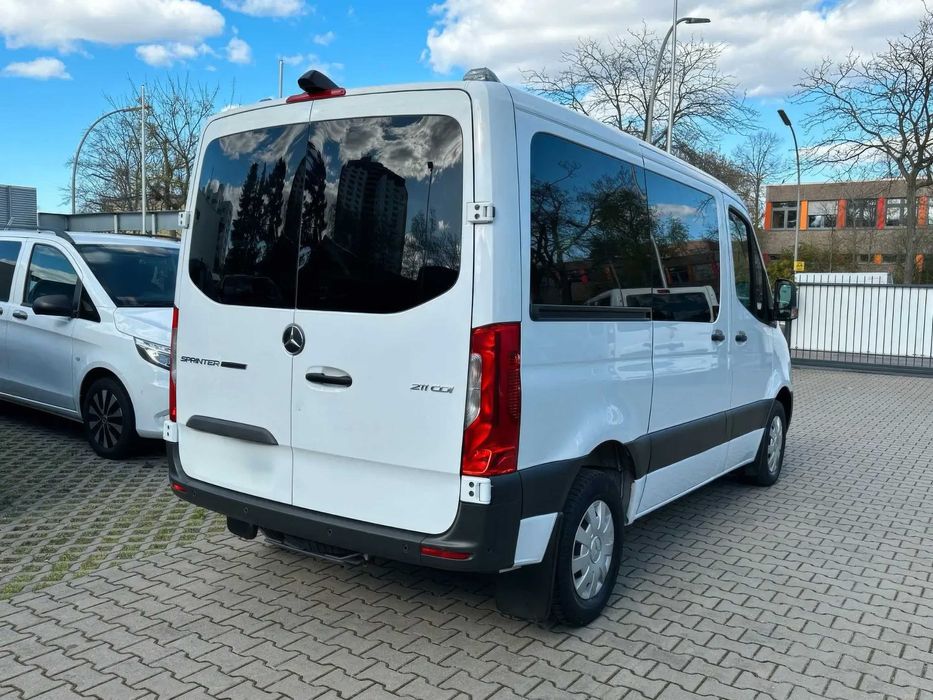 Mercedes-Benz Sprinter      2021