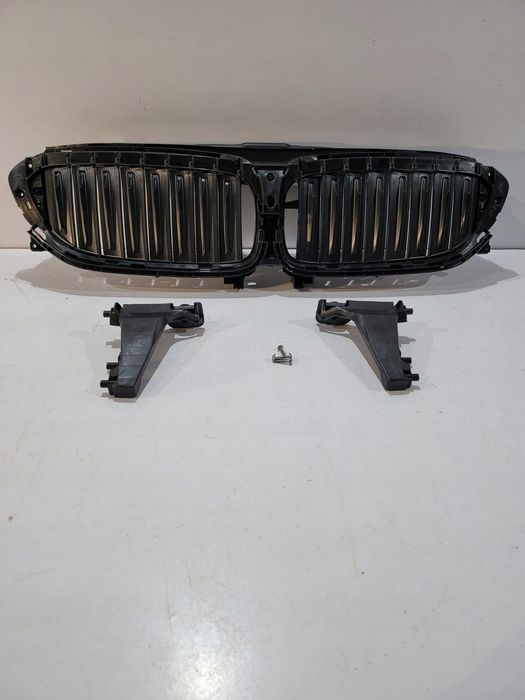 BMW 5 G30 kierownica powietrza / żaluzja - 14587