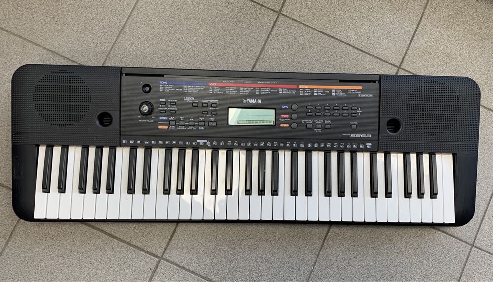Синтезатор Yamaha E623