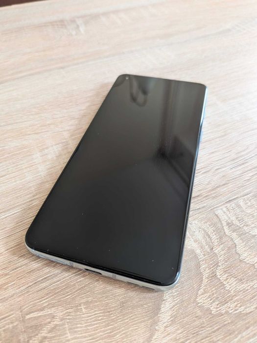 OnePlus 8T dobra bateria + nowe etui + nowe szkło hartowane + ładowarka