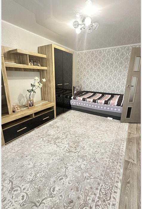 Продаж 1кім.квартири. Космонавтів.