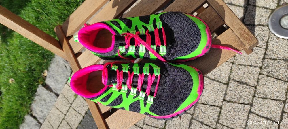 Lekkie buty Nike  40  do biegania