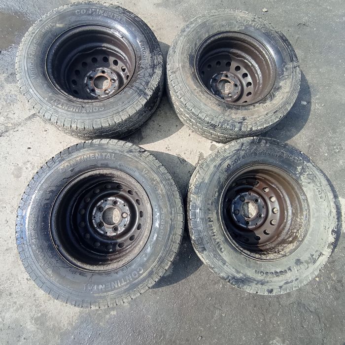 Колеса в зборі sprinter Lt 96-06 диски 5/130/15 шини 225/70/15 Contine