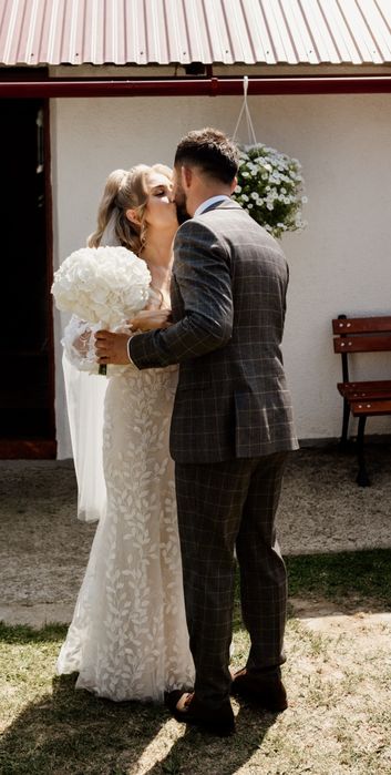 Suknia ślubna Madi Lane S/M model Piper zakupiona w salonie Miss Cheri