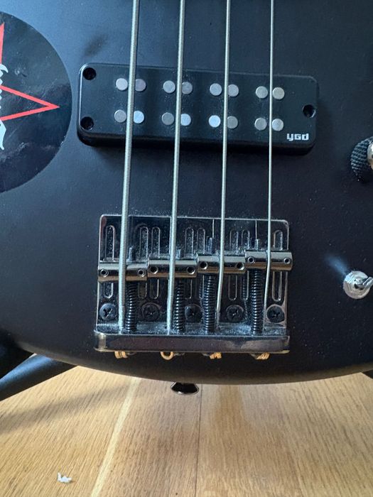 Бас Гітара Yamaha TRBX604fm
