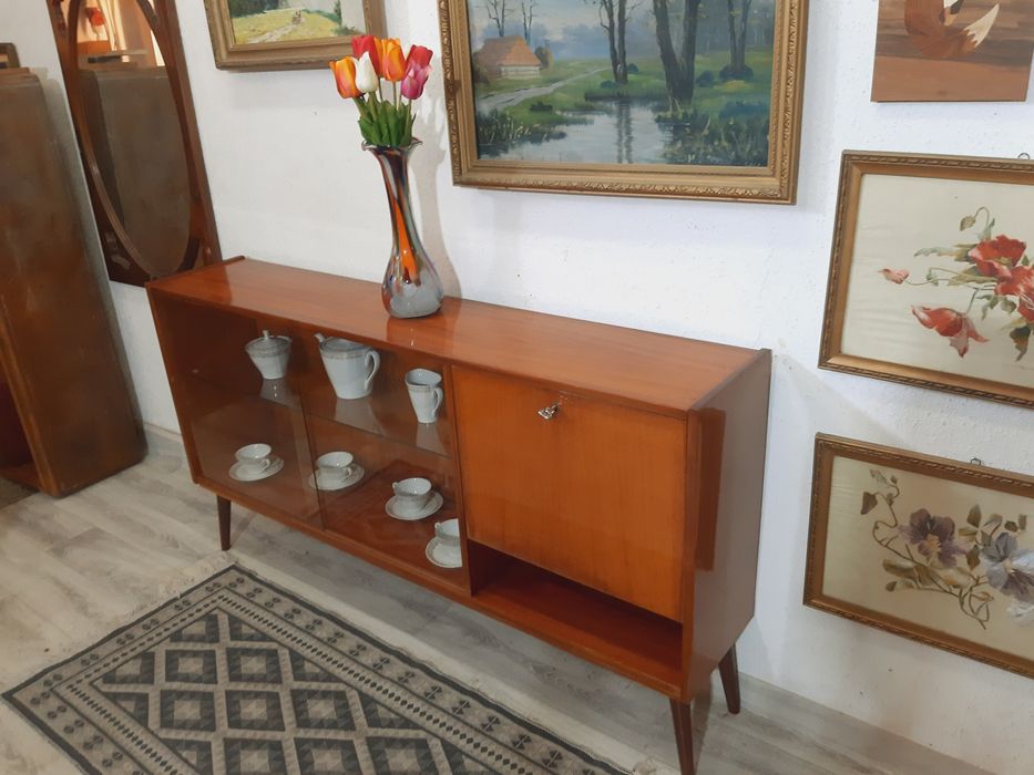 Komoda vintage z barkiem.