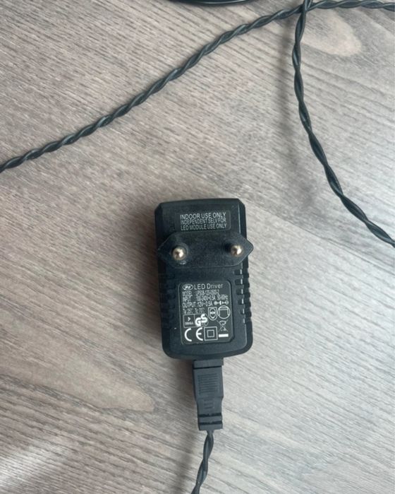 Candeeiro preto para secretária