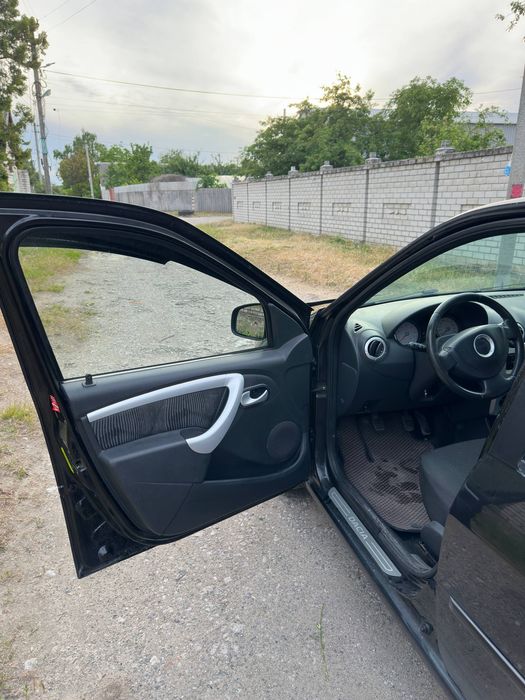 Продам авто Dacia Logan 2009