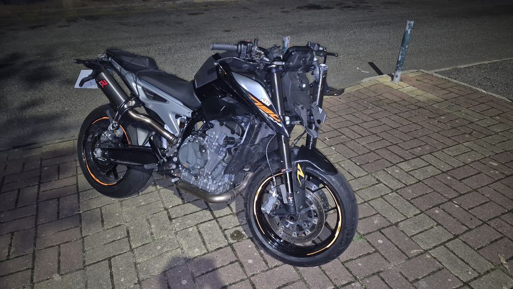 Ktm Duke 790 105cv 23km