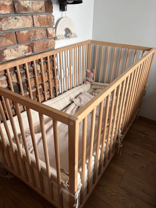 Łóżeczko drewaniane Ikea