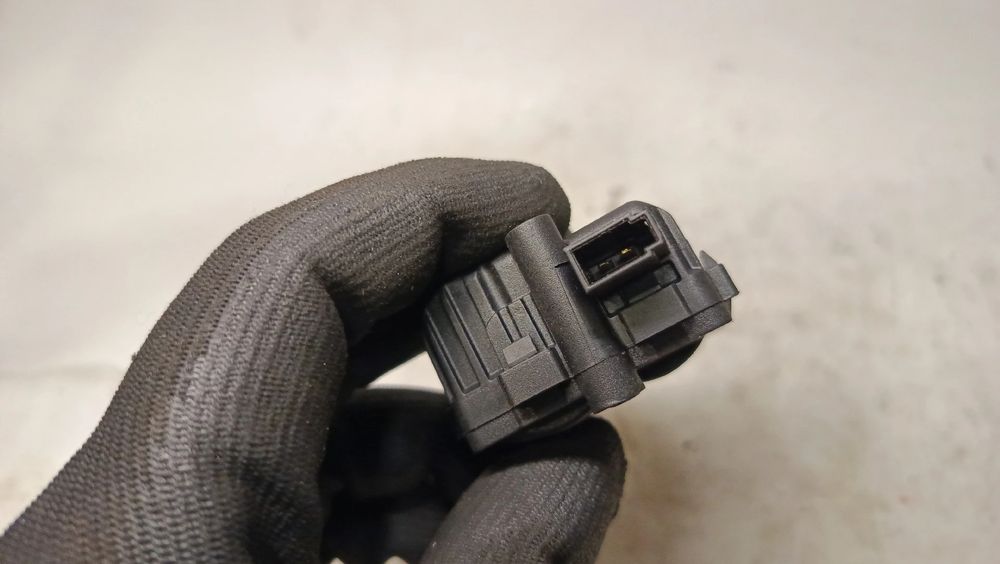 Pistola do depósito de combustível SAAB 9-5 Station Wagon (YS3E)