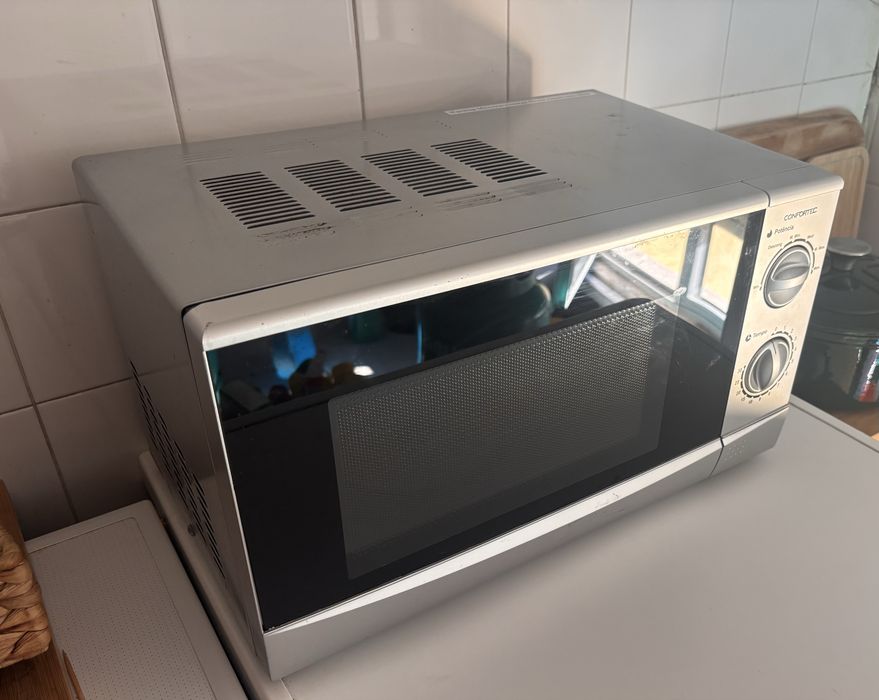 Microondas Confortec