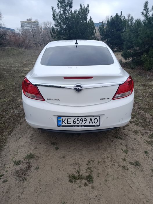 Opel Insignia 2011