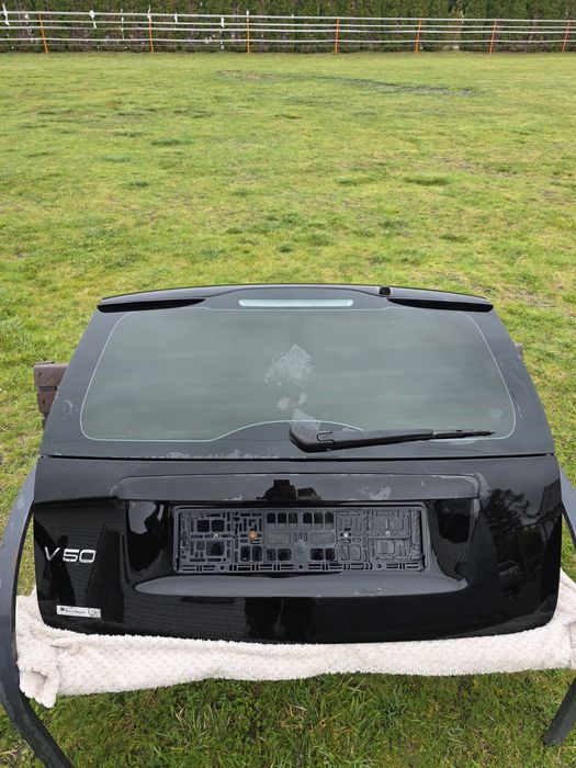 Klapa bagażnika volvo v50