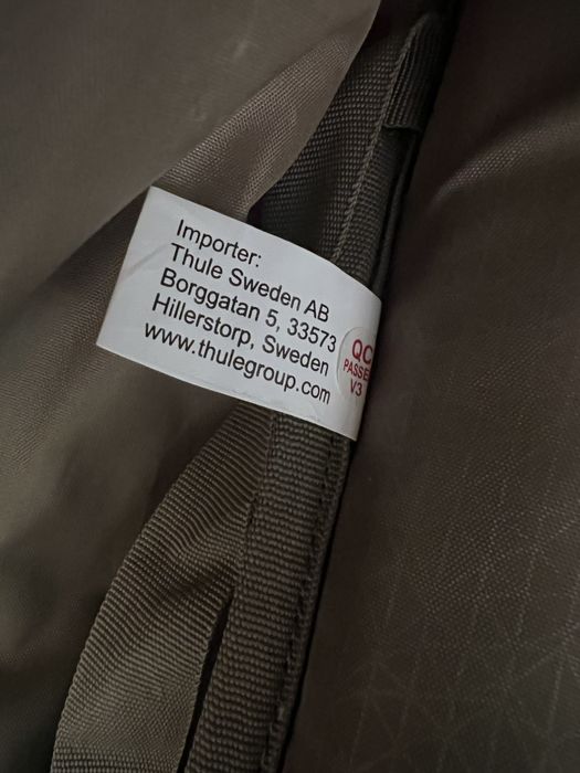 Thule landmark 40l obsidian