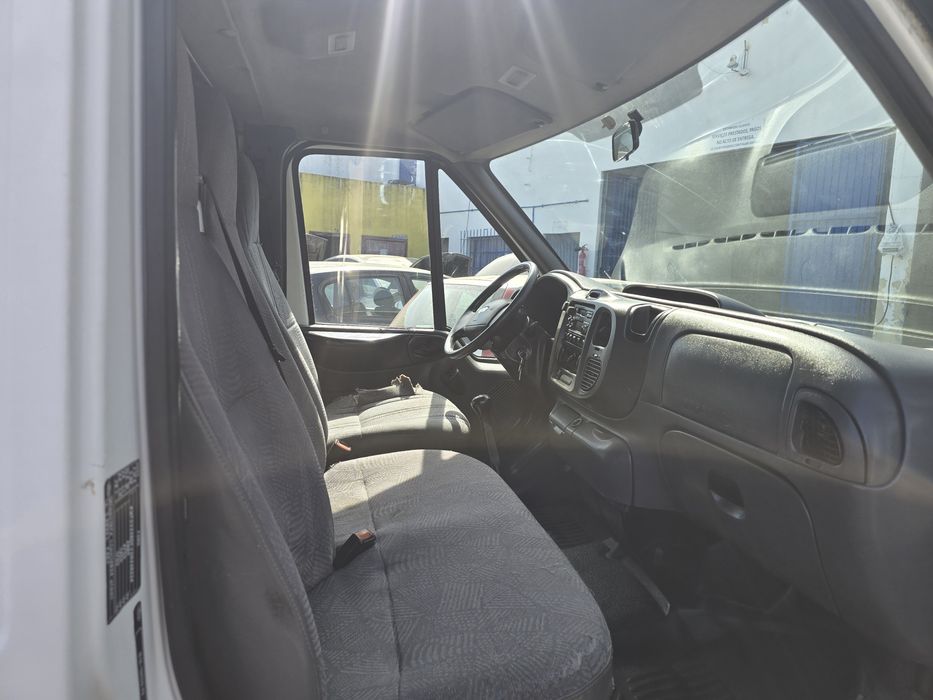 Vendo ford Transit 2002 2.0  85 T300 Direção assistida.