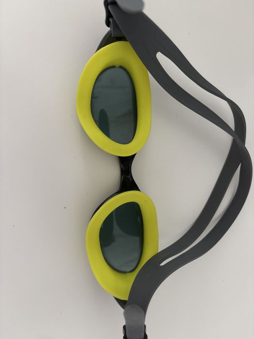 Oculos de natacao zone3
