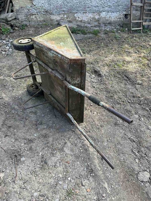 Тачка будівельна (садова)