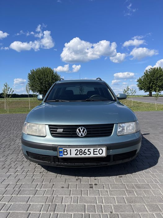 Volkswagen Passat VR5 2.3 MT (150 к.с.)