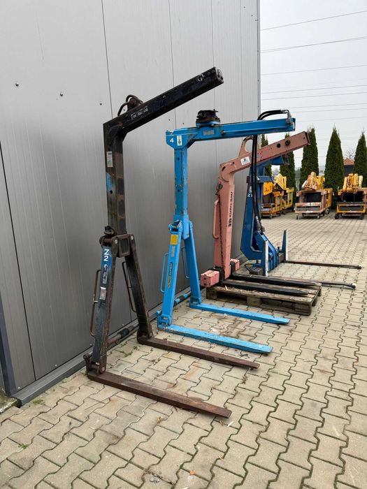 Widły samopoziomujące marki KINSHOFER KM 401-01 1,5t