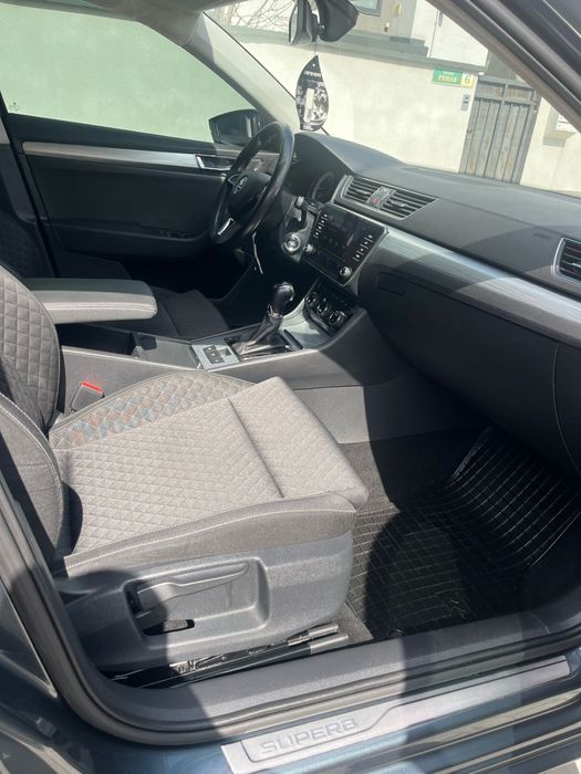 Skoda Superb 2020 року у відмінному стані. Обслужений.