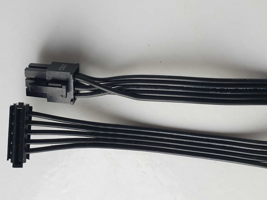 Модульний кабель живлення  6-pin - 4 x SATA  Cooler Master (CB21) 0.8m