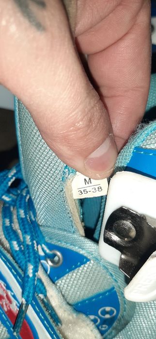 Ролики с 35 по 38 размер.