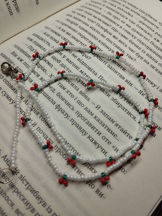 Прикраси з бісеру