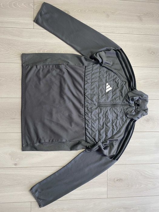ADIDAS r.M oryginalna bluza sportowa męska stan BDB