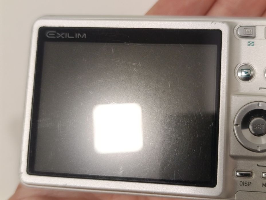 Aparat cyfrowy CASIO Exilim EX-Z57 5mp f2.6 x3 vintage retro CCD metal