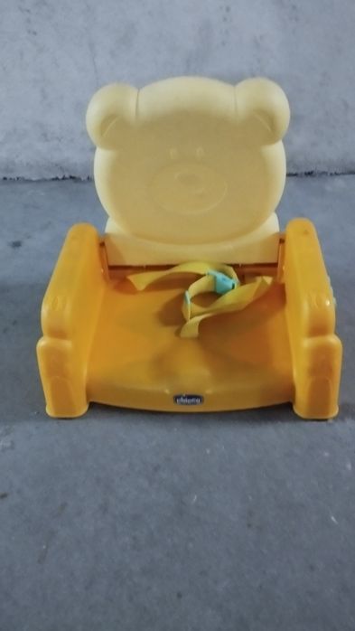 Cadeira de bebé para viagem (refeições)