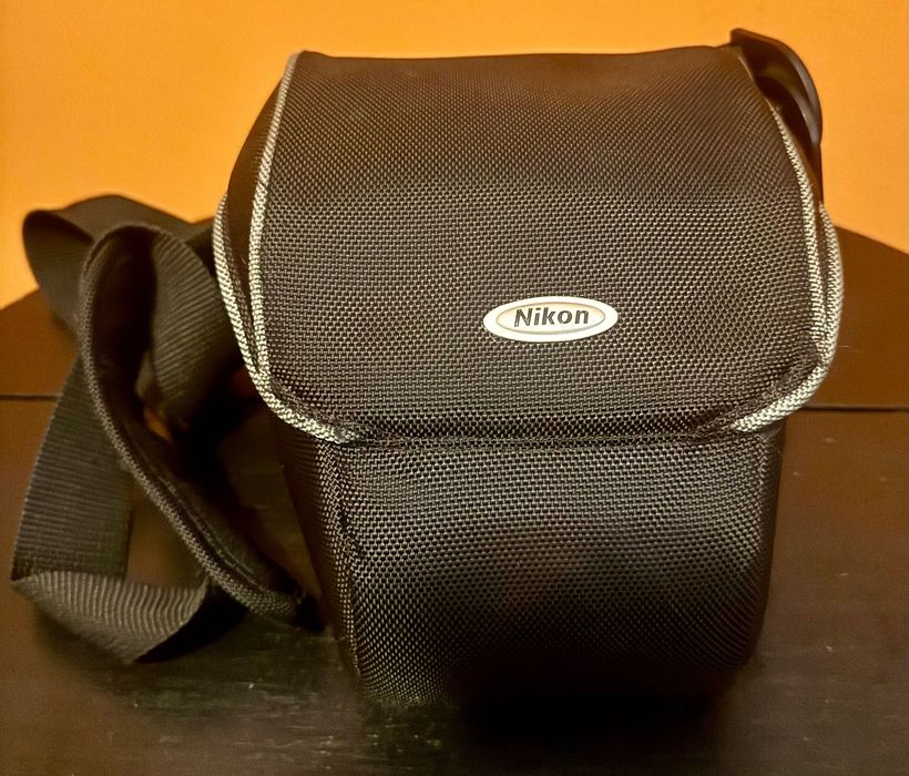 Estojos para máquinas e material fotográfico