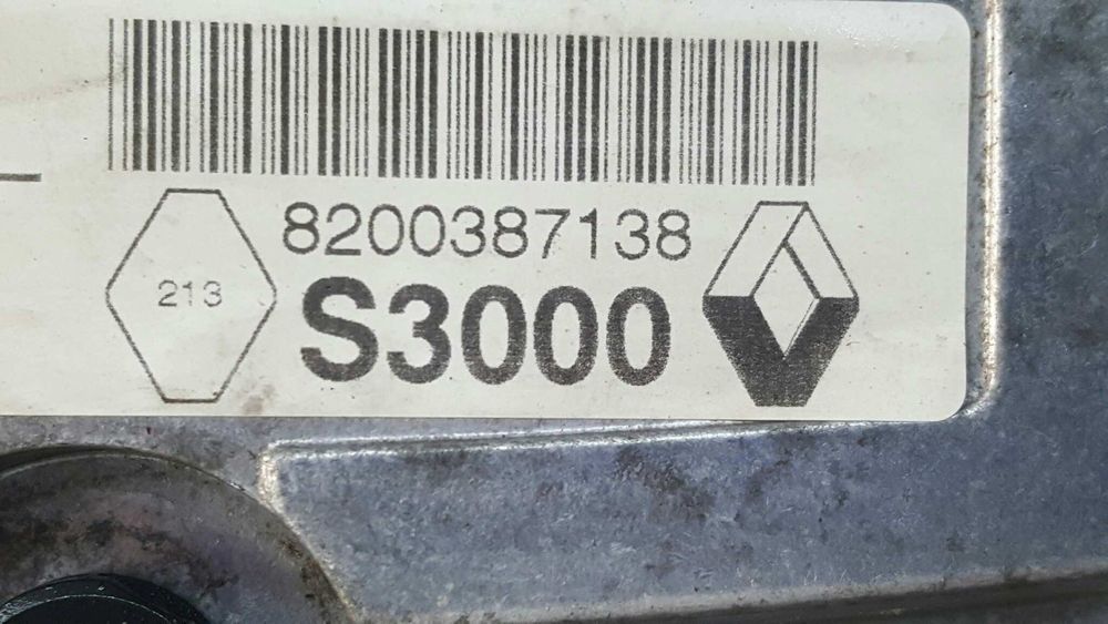 CENTRALINA DO MOTOR UCE RENAULT MEGANE II BERLINA 3P CONFORT DYNAMIQUE