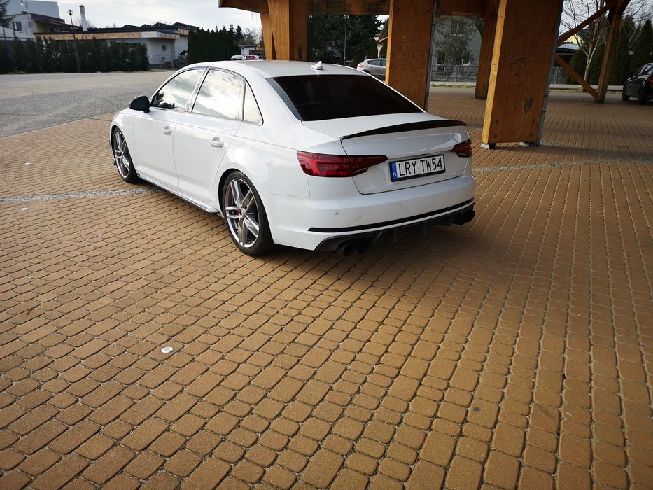 Audi s4 b9 17r 120tys km wydech dolot  hamulce program
