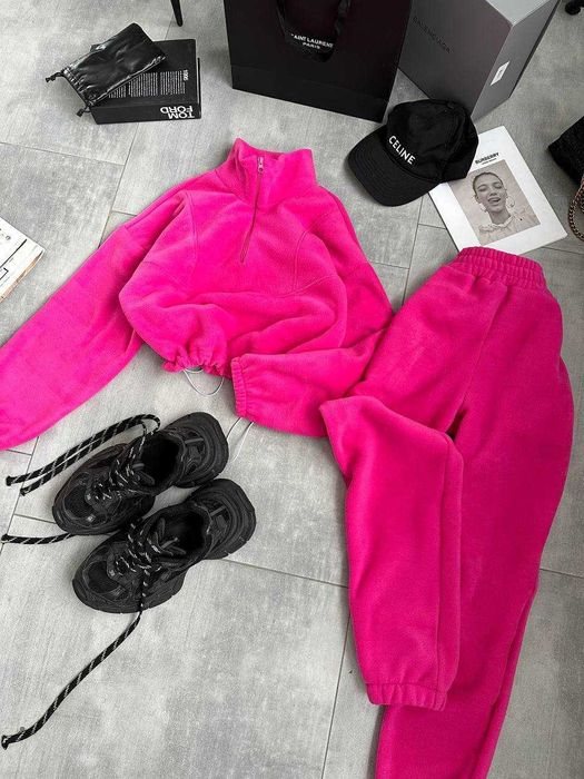 Жіночий теплий флісовий костюм кофта на затяжках штани джогери з флісу