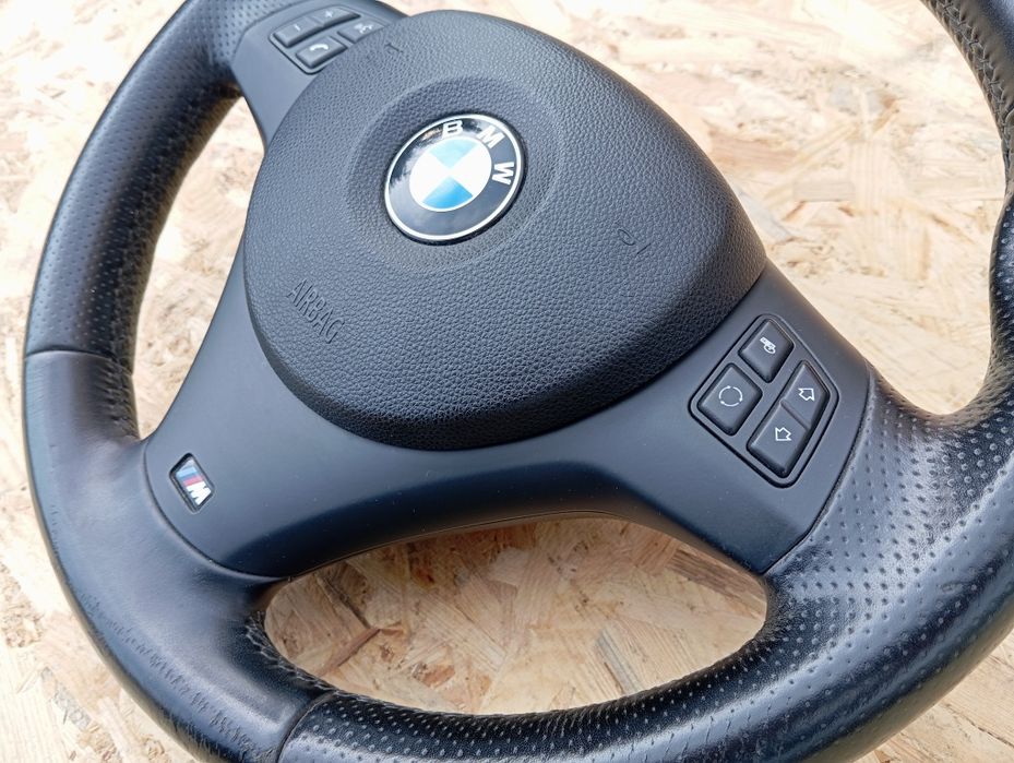 Kierownica M pakiet kompletna poduszka BMW e81 e82 e87 e90 e91 e92 e93