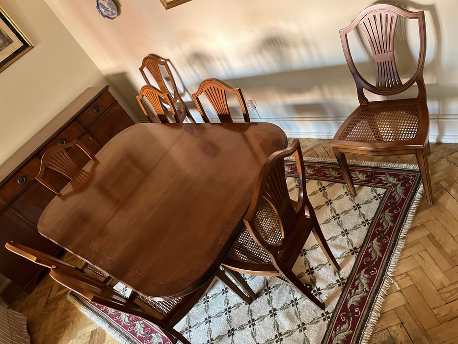 Vendo mesa clássica