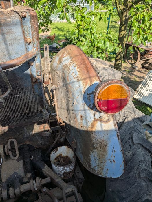 Zetor k25 z silnikiem c.330, bocian