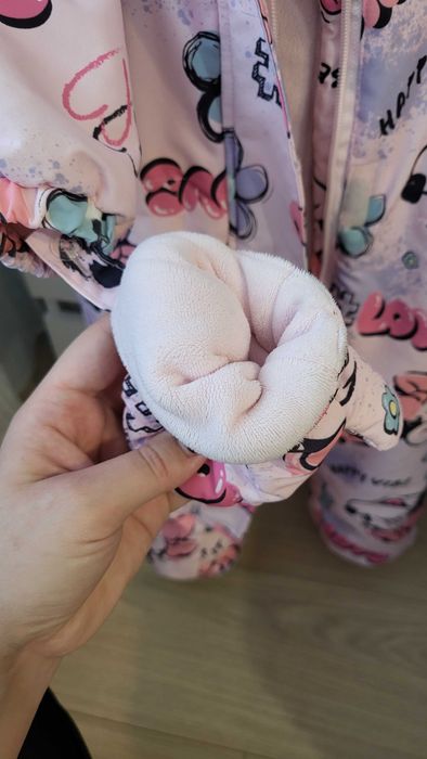 Kombinezon ocieplany dla dziewczynki